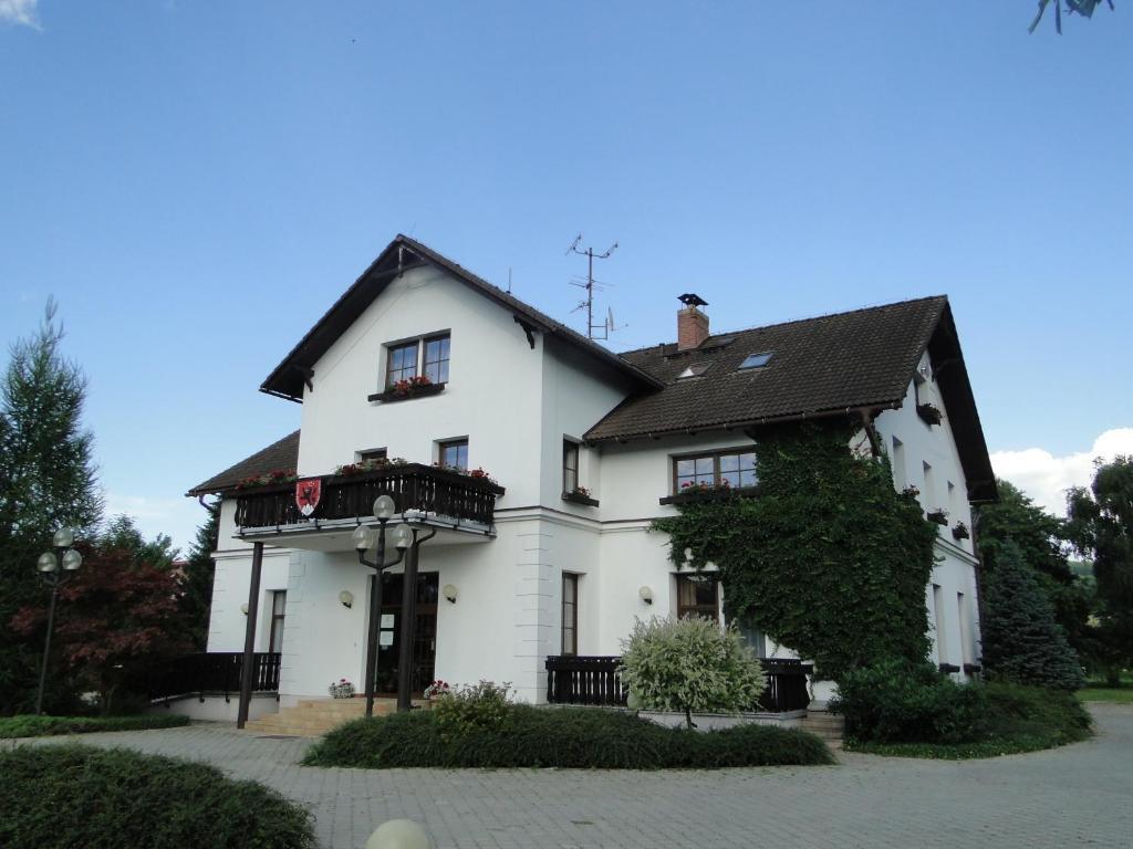 Villa Zerotin Penzion Bed & Breakfast Velké Losiny Exteriör bild